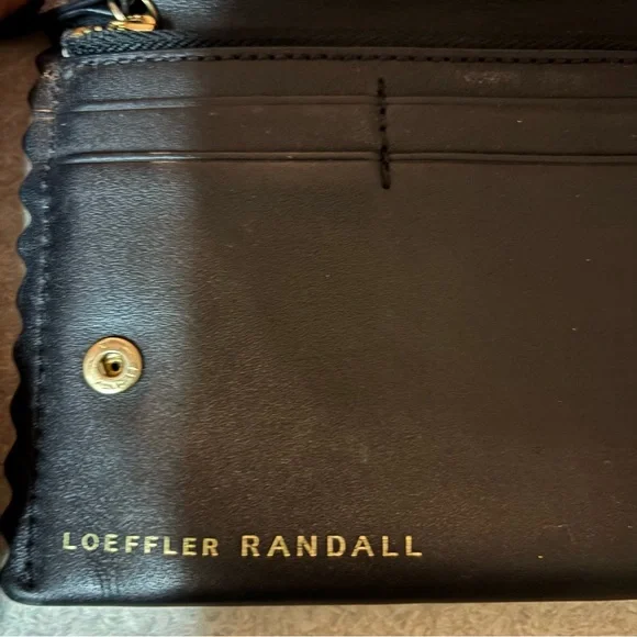 Loeffler Randall Everything Preppy Minimalist Scalloped Quiet Luxury Wallet - Picture 7 of 9